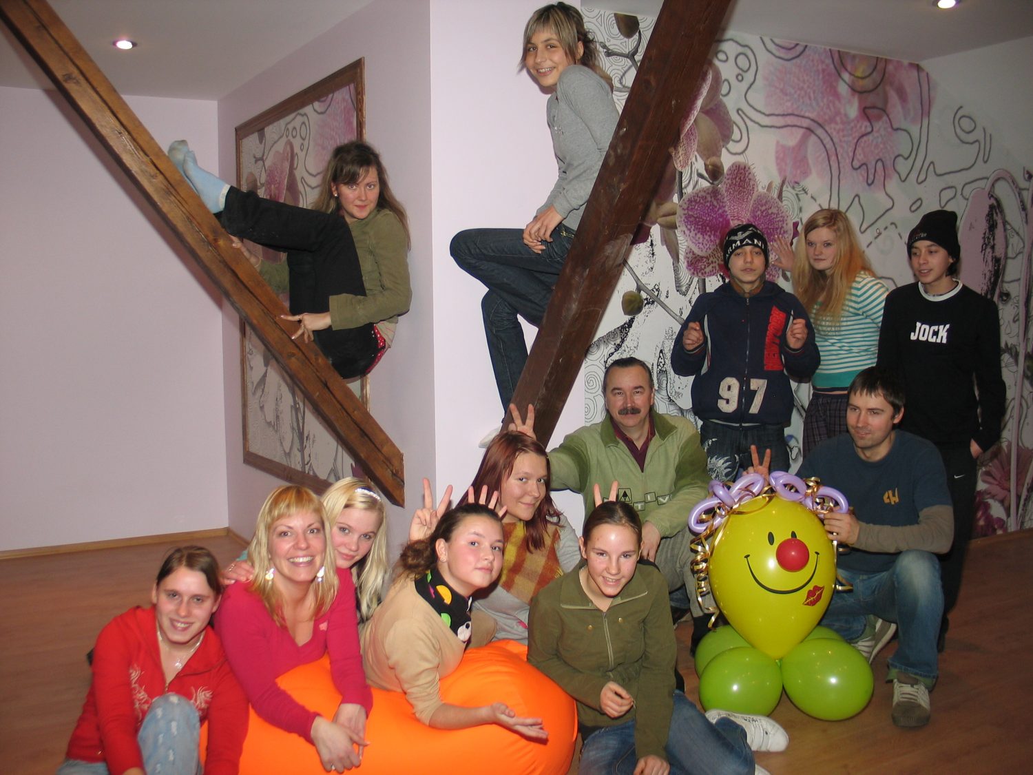 «10×10» = 15 (papildināts)