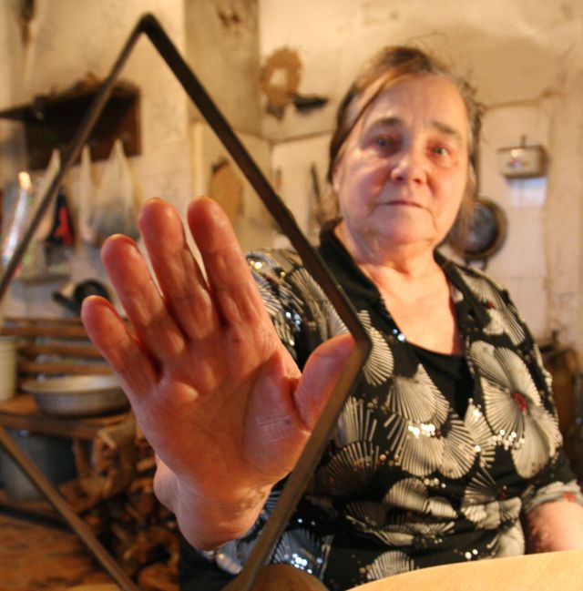 Latvieši izķepurosies