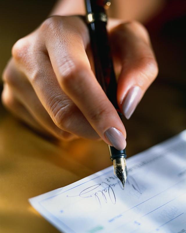 Domei aizliedz slēgt līgumu