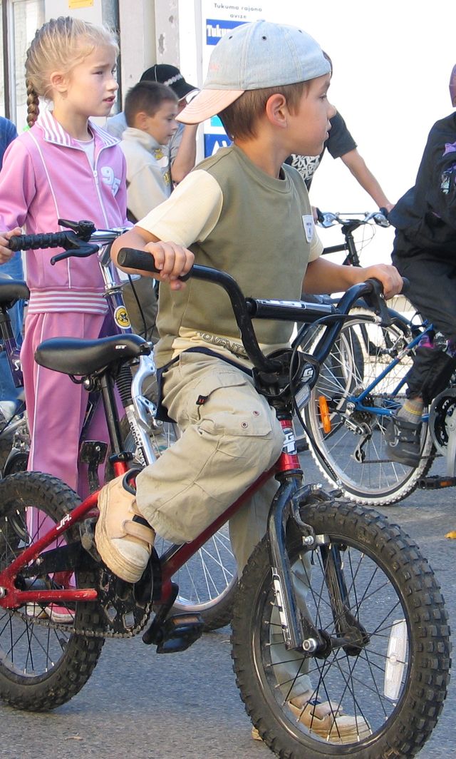 Velc laukā riteni un piedalies!