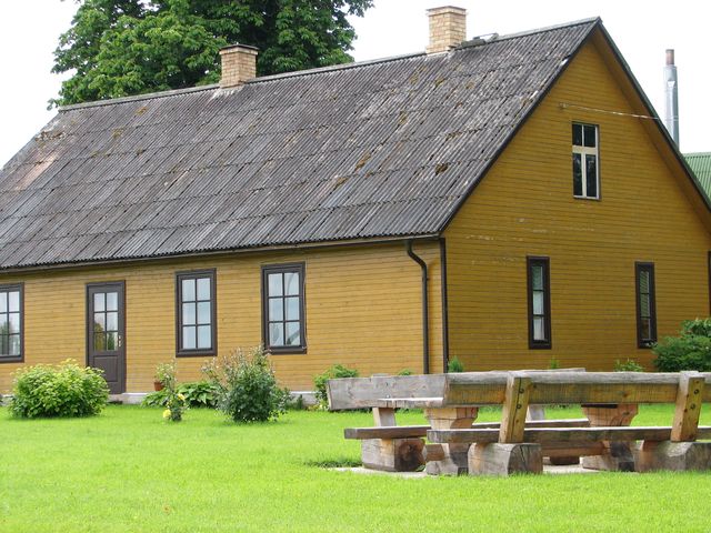 Skaistās, skaistākās, visskaistākās