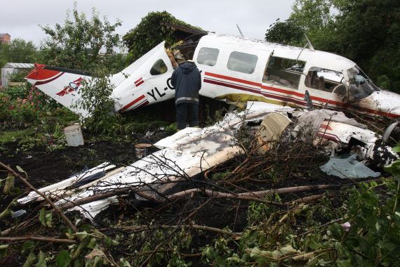 Kad lidmašīna nokrīt pilsētā…