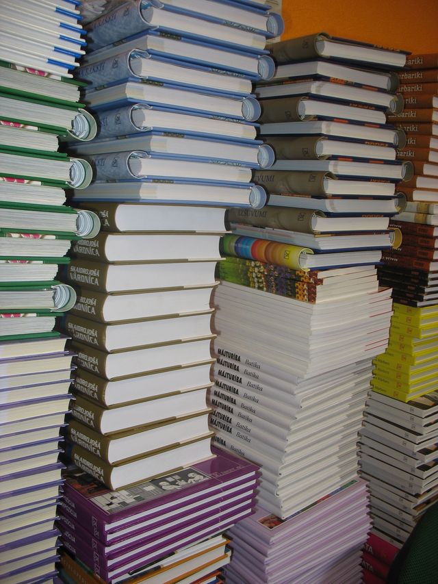 Skolas dara pēdējos darbus pirms jaunā mācību gada