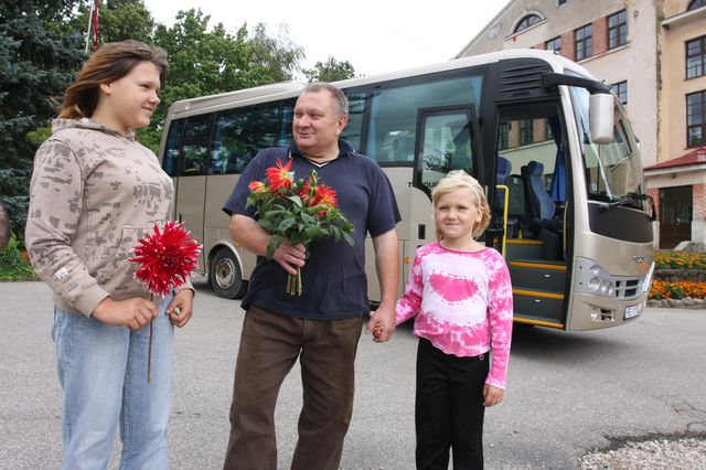 Paldies par viedu ceļu uz skolu