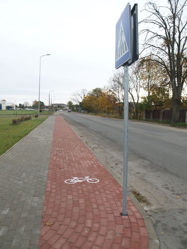 Un… brilles pagalam!