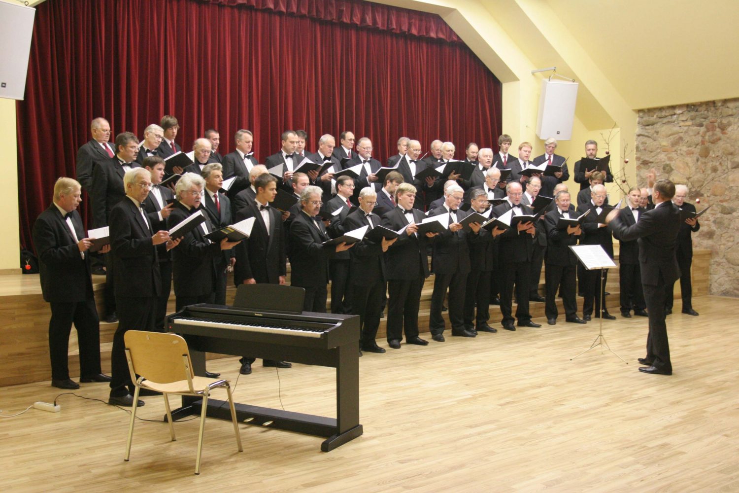 Skan vīru dziesma Latvijai