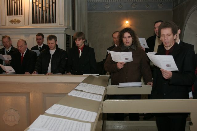 Dažādu konfesiju ticīgie aizlūdz par Latviju /FOTOREPORTĀŽA/