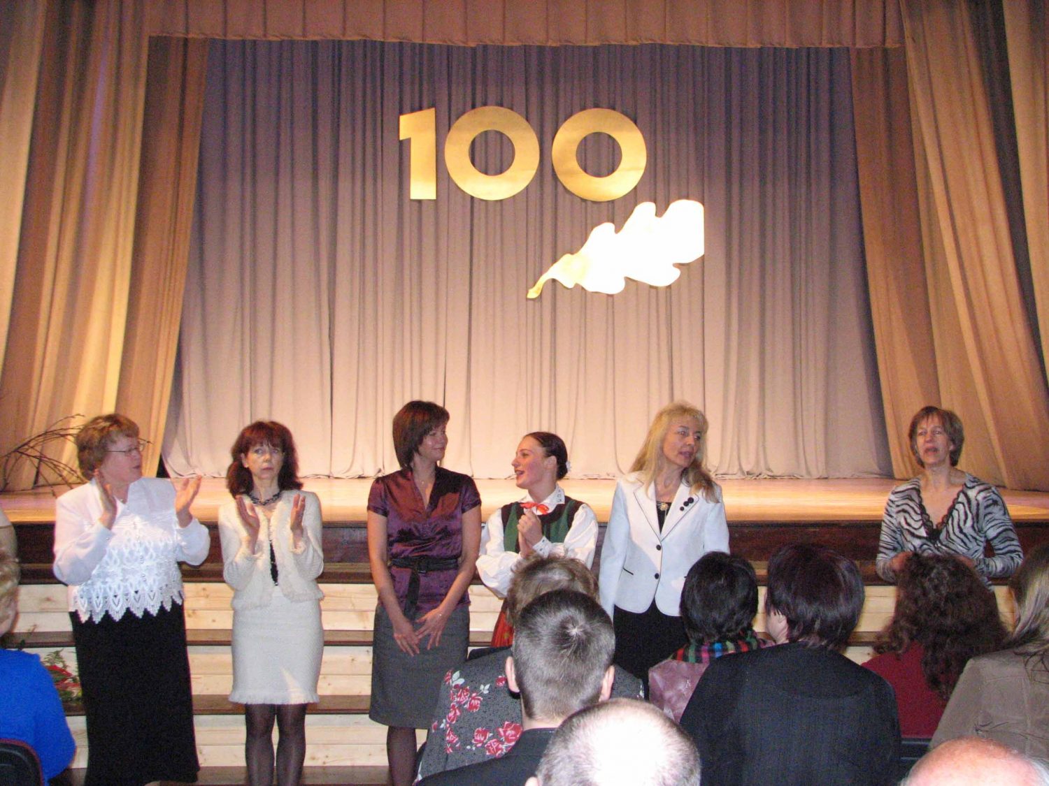 Kandavas kultūras namam 100 gadu jubileja