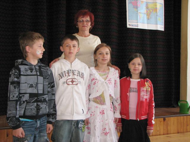 Lokām mēli svešā valodā!