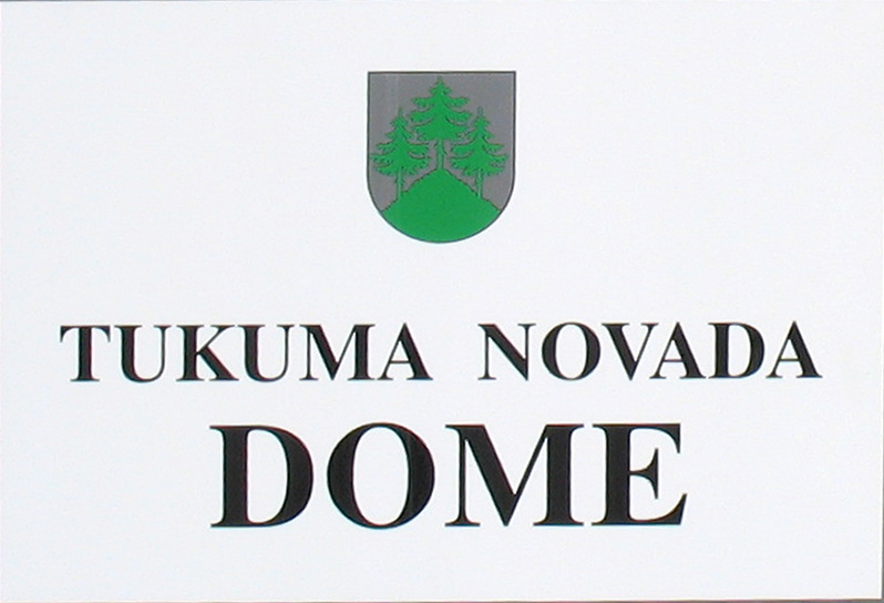 Tukuma novada domes deputātu mandātus nolikuši Silvija Rabkeviča un Visvaldis Girgensons