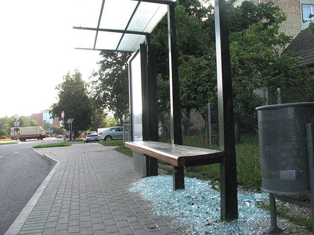 Aizturēti pilsētas demolētāji