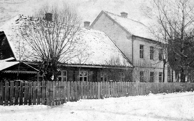 Lapmežciema pamatskolai – 145