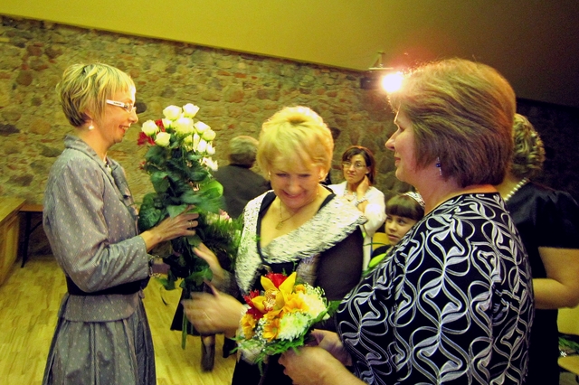 Valsts svētku svinības Milzkalnē