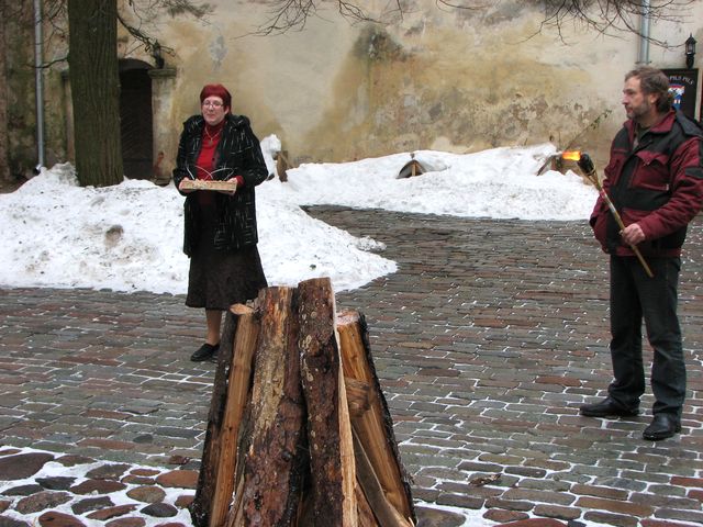 Kā jaunpilnieki Rīgu sargāja