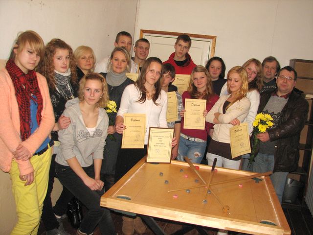 Sākums Kandavas jauniešu centra «Nagla» Zelta zālei ir