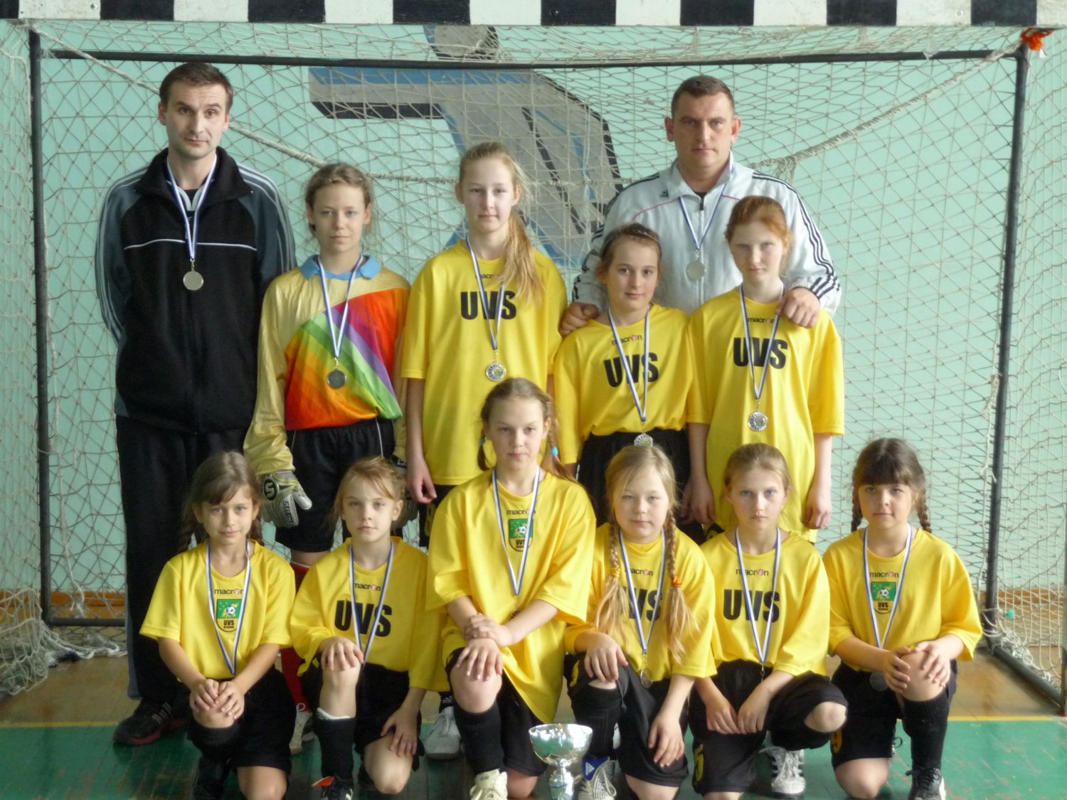 Jaunākajām futbolistēm – sudraba medaļas