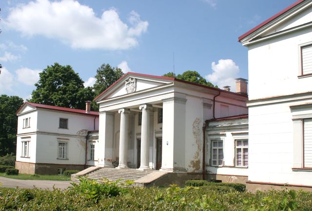 Zentenes pils uzskatāma par pārdotu