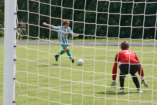 Tukumnieki uzvar pārliecinoši