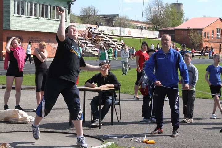 Sacenšas jaunie vieglatlēti