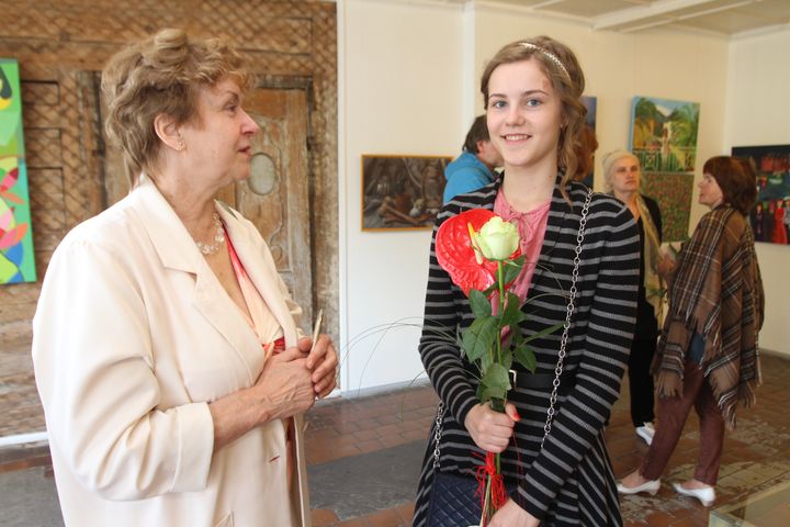 Tukuma Mākslas skolas absolventi izstādās galerijā  «Durvis»