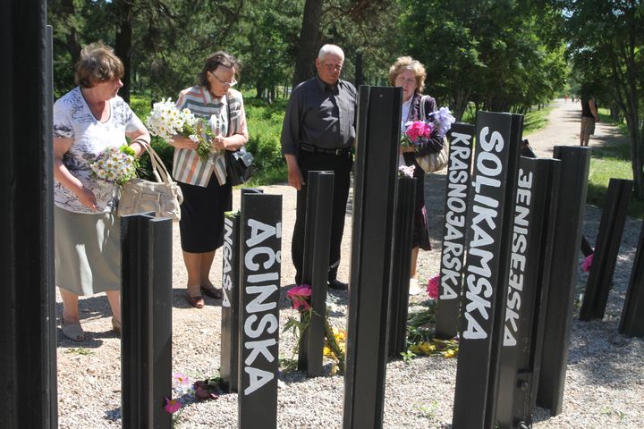 Šodien pieminam komunistiskā genocīda upurus