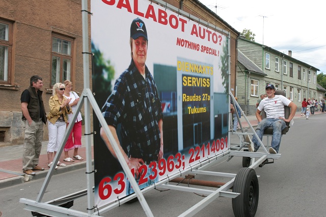 Tukuma svētku izskaņā – “Trako'” braucamrīku nobrauciens