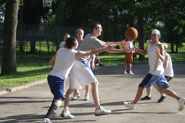 Ielu basketbola sacensības Tukumā