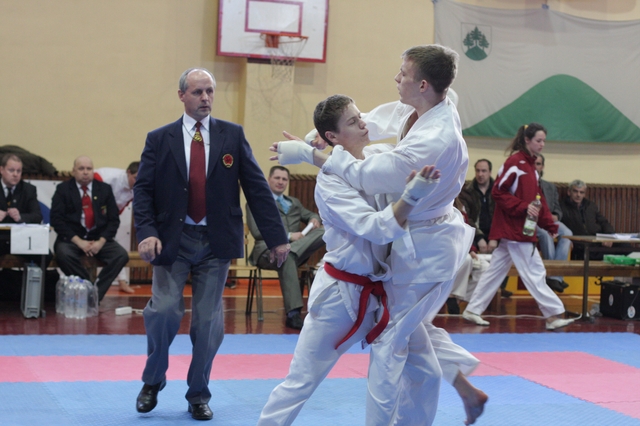 Latvijas čempionātā Tukumā tiekas labākie karatisti