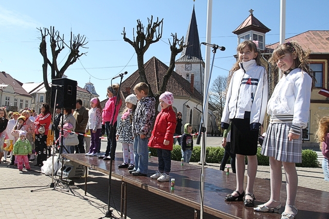 Kā tukumnieki strūklaku modināja