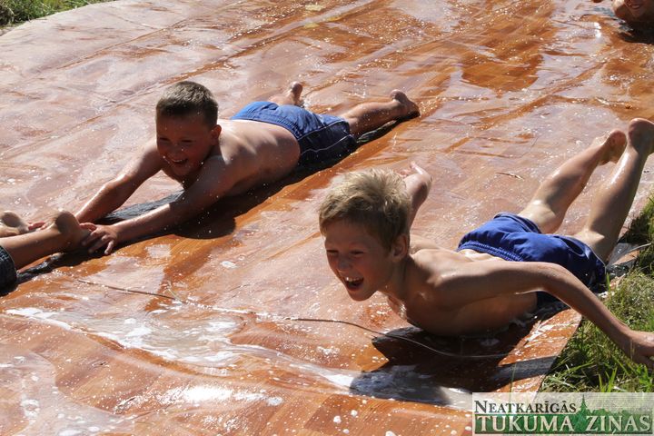 Pūres pagasta svētki turpinās /FOTO/