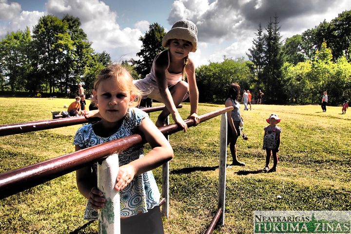 Vānes pagasta sporta svētkos /FOTO/