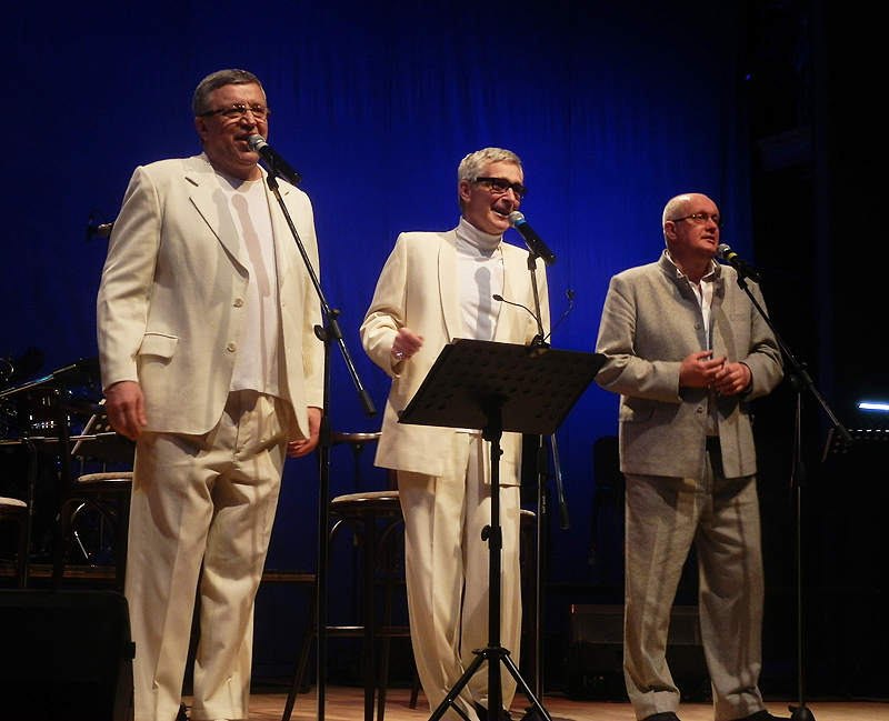 Dzejas dienās Jūrmalā uzstāsies Sīmanis; Ziedoņa dzeju lasīs Paukštello un Bērziņš