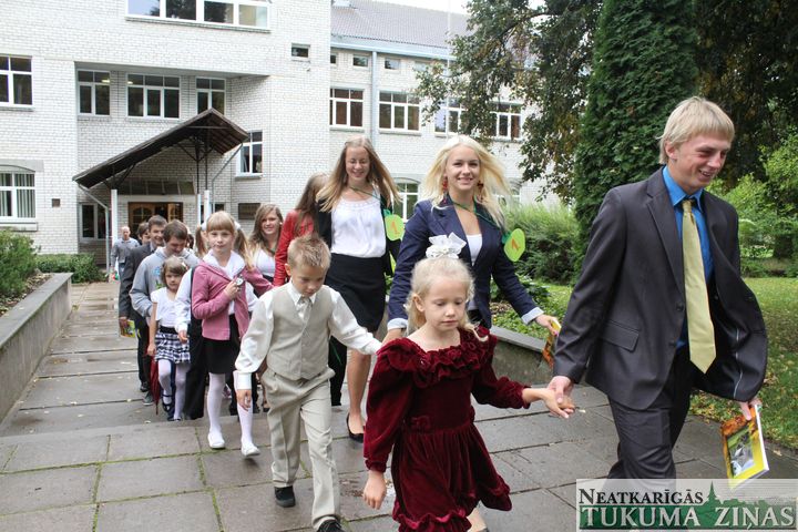 2. septembris Tukuma novada skolās