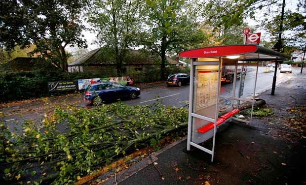 Vakardienas vētra Latviju plosījusi vairāk nekā Lietuvu un Igauniju