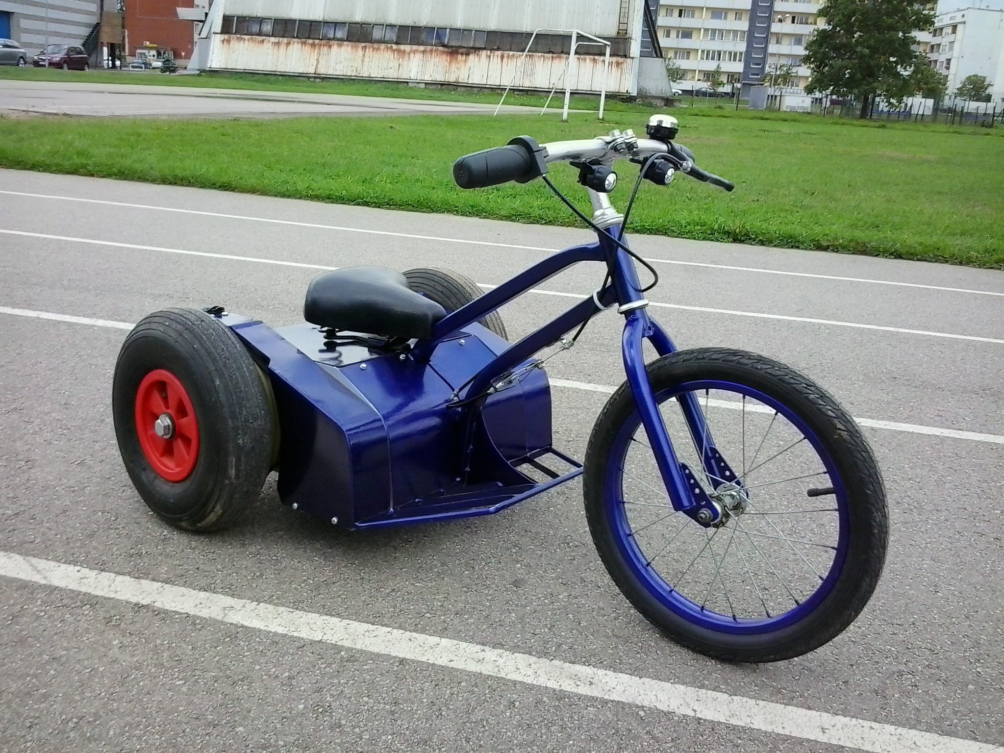 Izstādē «Vide un enerģija 2013» Ķīpsalā prezentēs elektrotrīsriteni