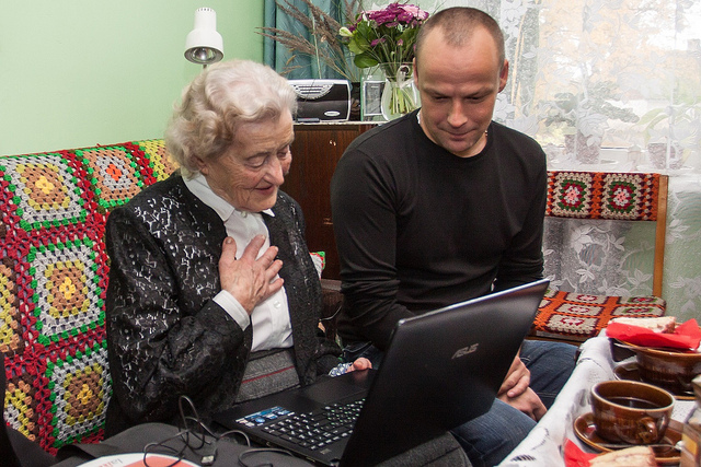 Pat 95 gadi nav šķērslis datora apgūšanai