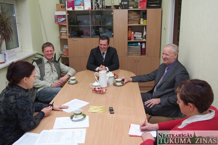 Kandavas novada jaunievēlētās domes pirmās 100 dienas pagājušas