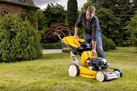 Pēdējais laiks ieziemot sezonas tehniku un dārza instrumentus