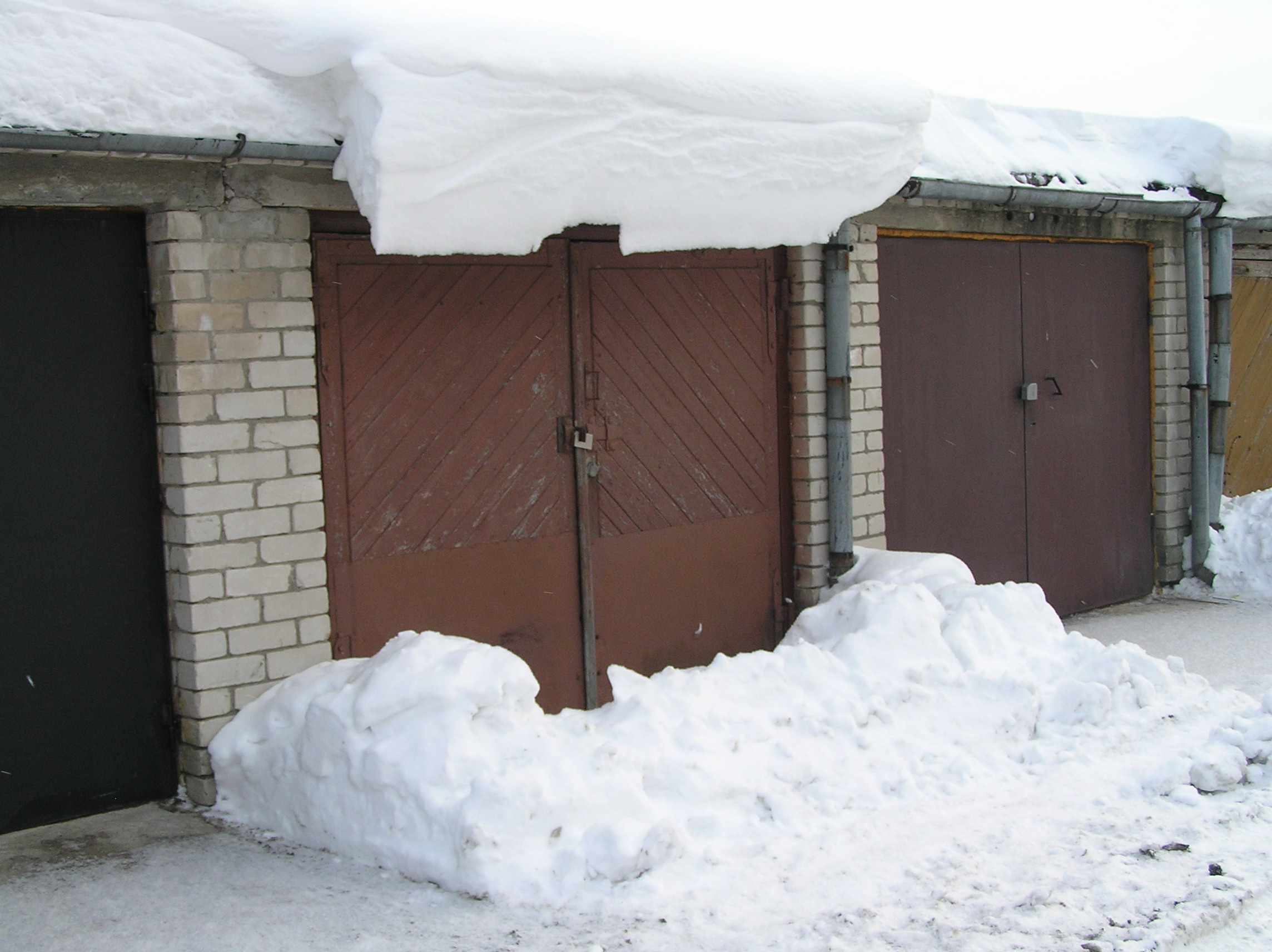 Jauntukumā nozagts motocikls, Kandavā – televizors un dators