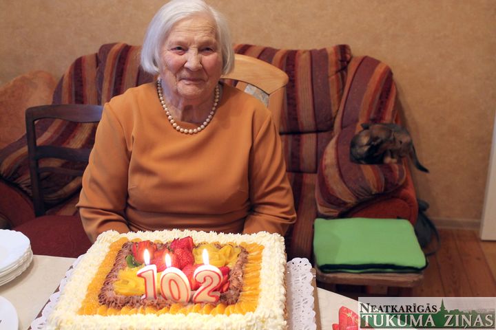 Tukumniecei Jūlijai Zemļickai – 102. dzimšanas diena