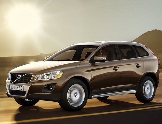 Ar kādām automašīnām brauc Saeimas deputāti?