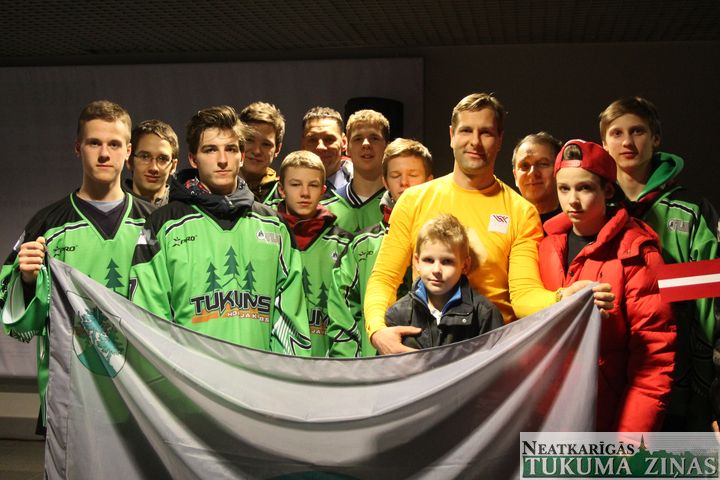 Sagaidām savus olimpiešus, arī Jāni Ozolu