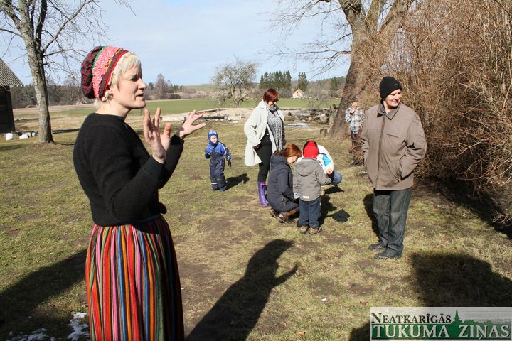 Pavasara saulgrieži Pastariņa muzejā