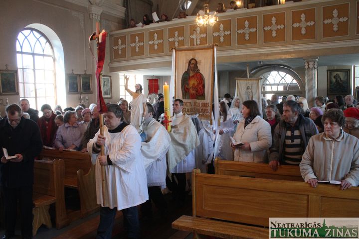 Tukumnieki svin Lieldienas /FOTO/