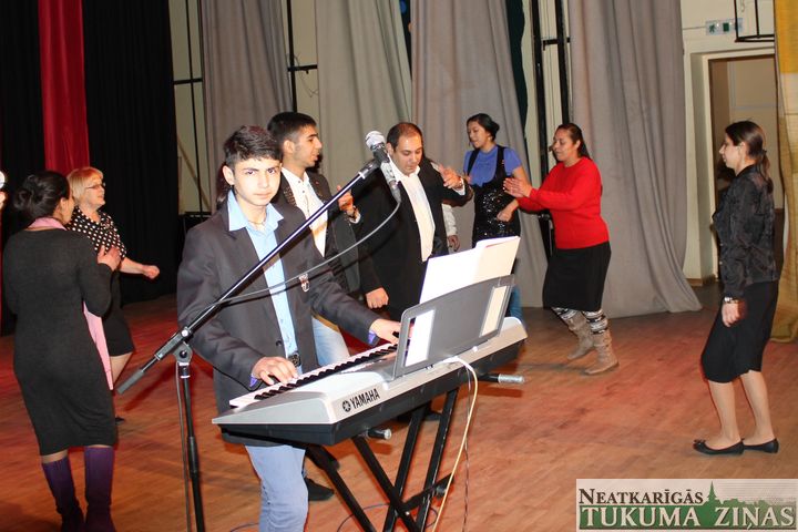 Kandavā noticis romu forums