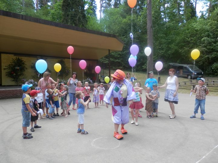 Festivālā «Dziesmu un deju lietus Irlavā»