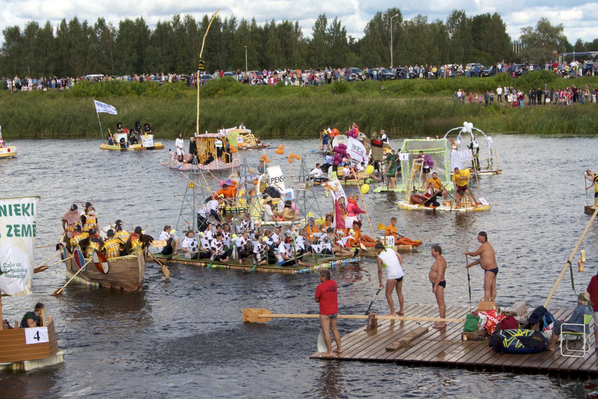 Piena pakas pārtop par regatēm