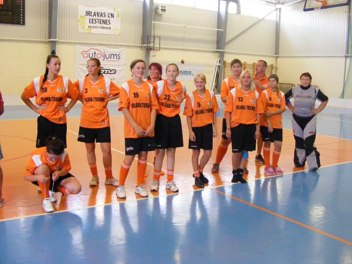 Jau piekto gadu veterāni Irlavā sacenšas par «Mamutu kausu» /FOTO/