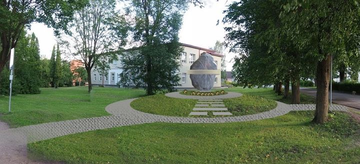 Top piemiņas vieta Slampē. Aicina ziedot