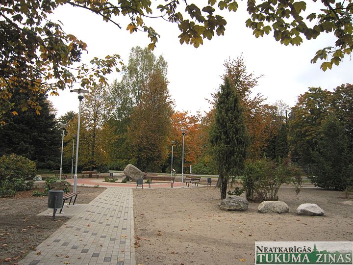 Engurē iekārtota jauna atpūtas vieta